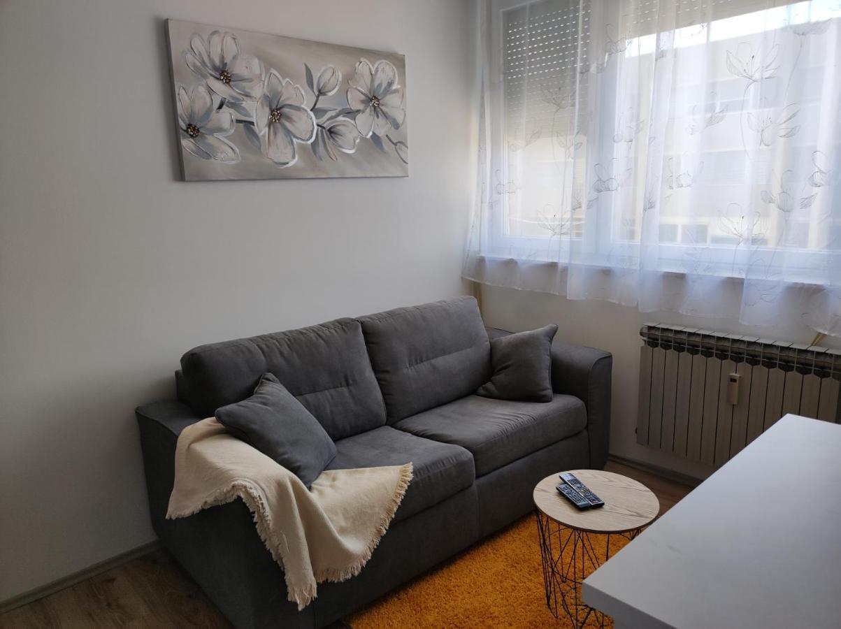 Apartman Emy Karlovac Exterior photo