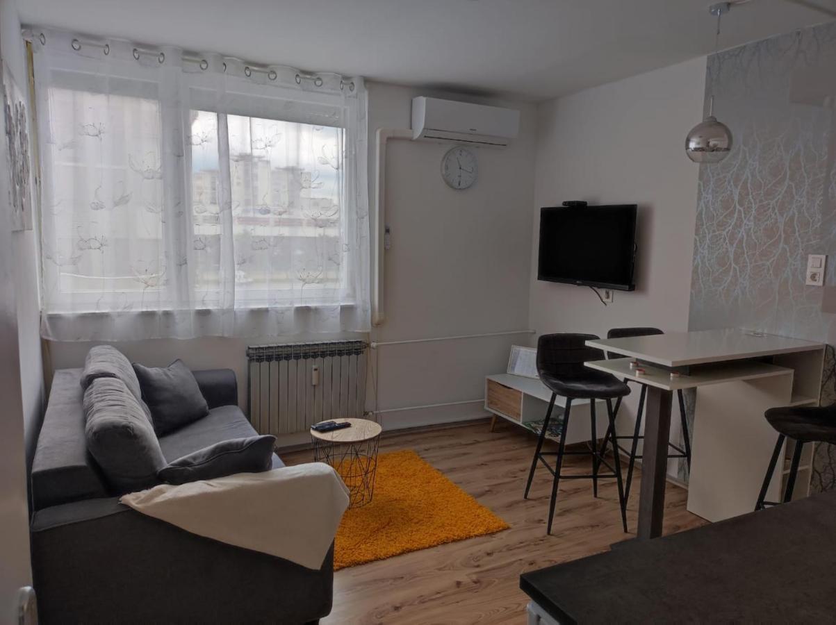 Apartman Emy Karlovac Exterior photo